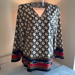 Chico’s Red/Black Status Print Top. Like new!